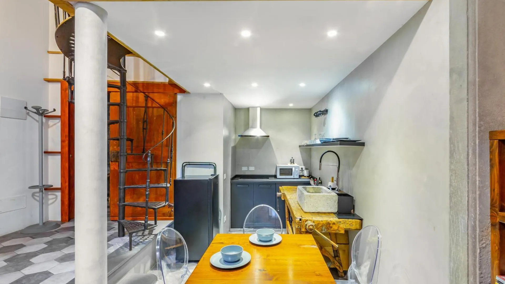 Florence Oltrarno Duplex Apartment 0*,  Ιταλία