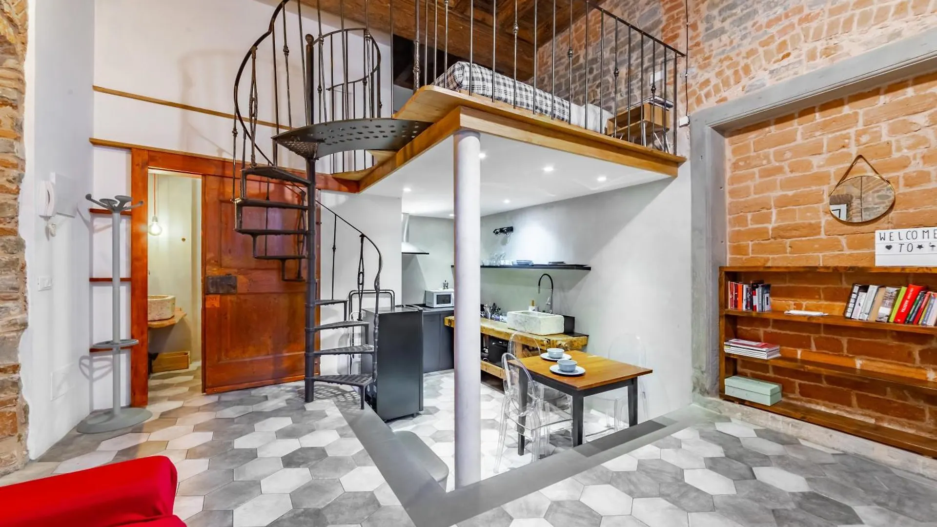Επικοινωνία με το Florence Oltrarno Duplex Apartment